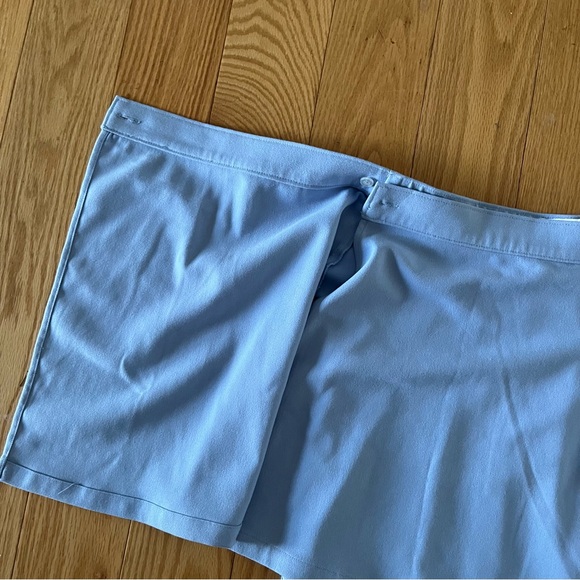 Blue Hollister pleated skirt - Picture 3 of 5